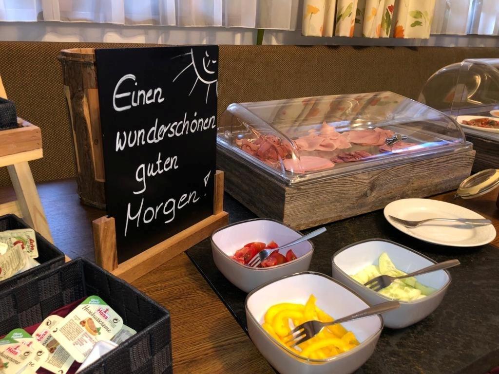 Hotel Dorfgasthof Schloesslstube Stuhlfelden Kültér fotó