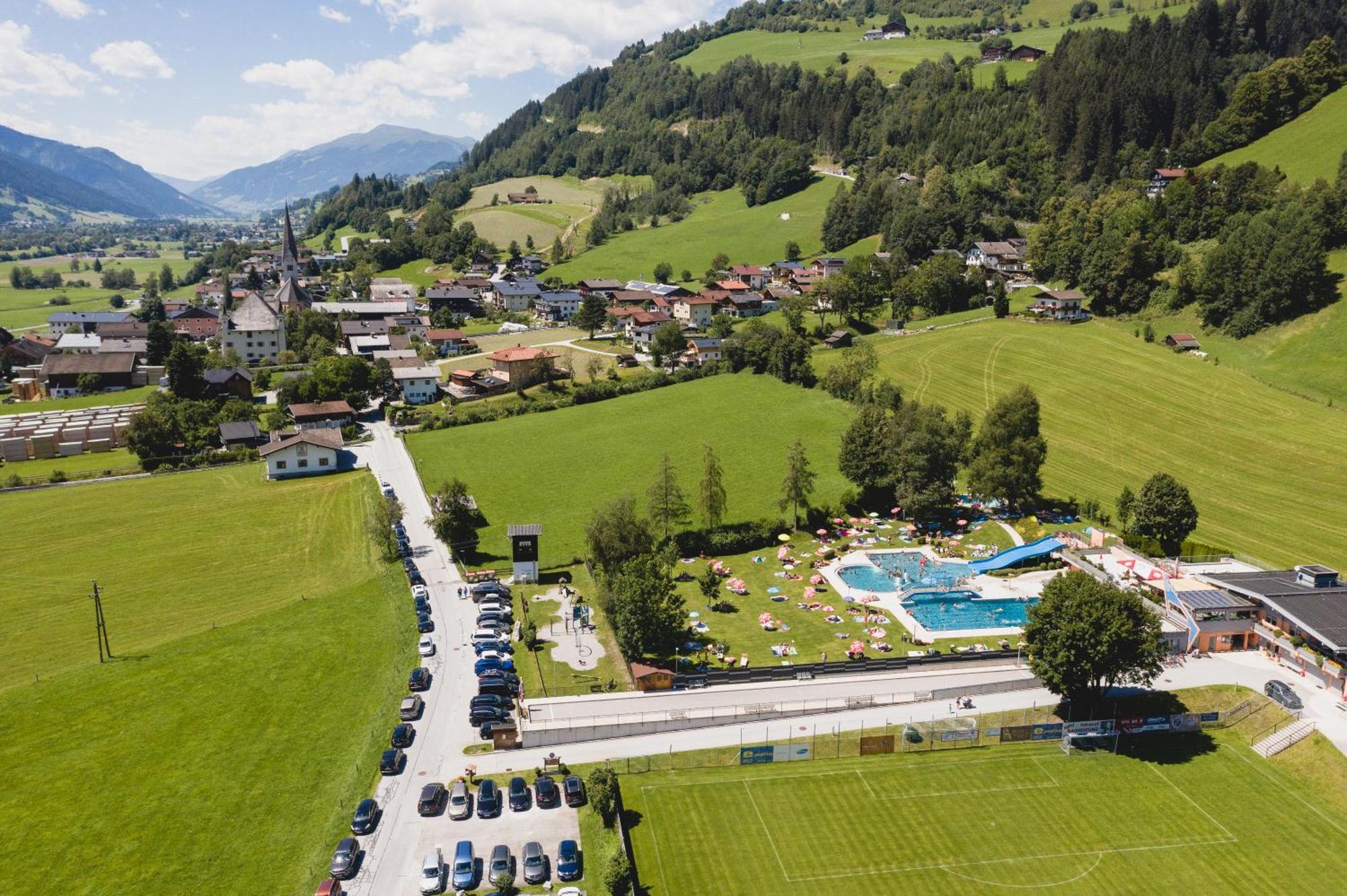 Hotel Dorfgasthof Schloesslstube Stuhlfelden Kültér fotó